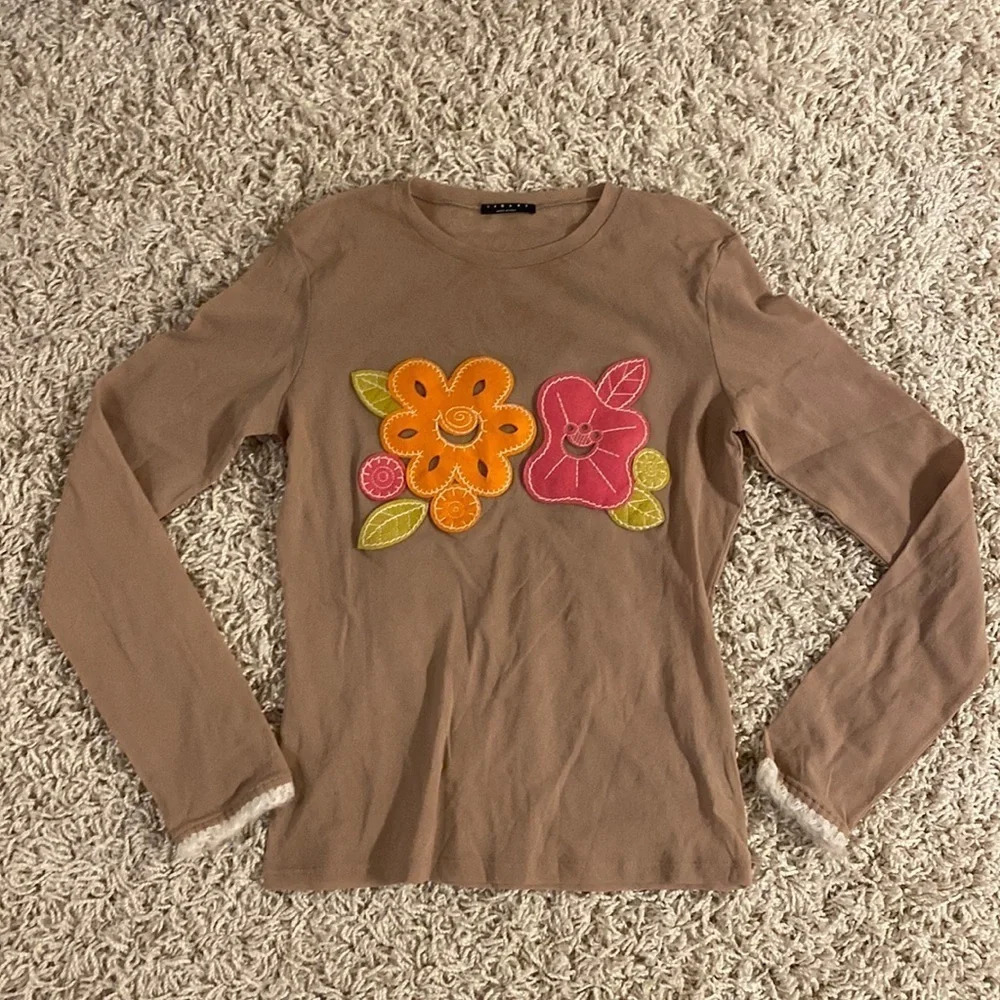 Sisley made In Italy nude long sleeve top size S-M